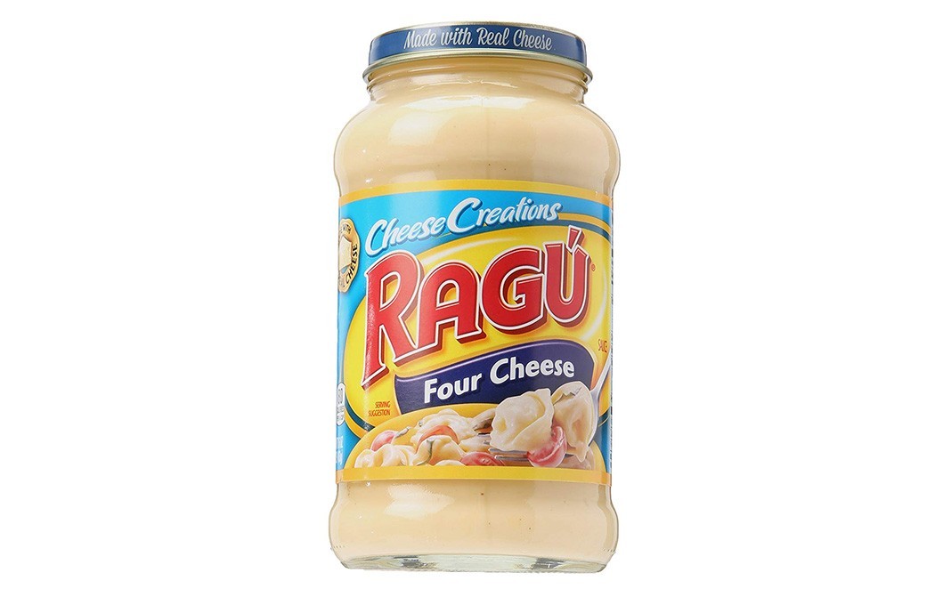 Ragu Four Cheese Sauce    Glass Jar  453 grams